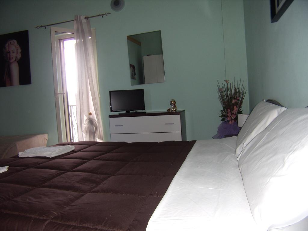 Casa Vacanza La Rondine Valmontone Εξωτερικό φωτογραφία